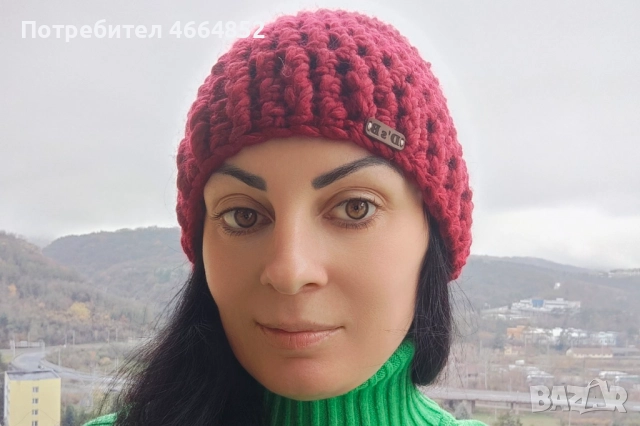 Унисекс ръчно плетена шапка „Алекс“ – ръчна изработка, модерен дизайн, снимка 2 - Шапки - 52592093