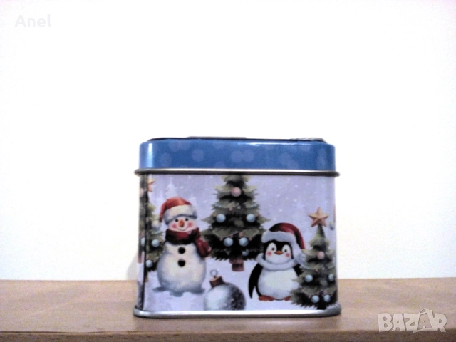 Коледна звезда, коледни, ръкавици, дезодоранти, магнит, фенерче, катинарче, орехотрошачка и други, снимка 3 - Коледни подаръци - 52409593