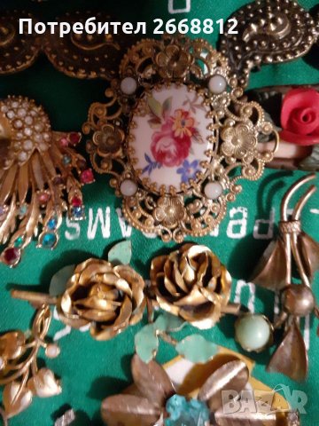 Брошки, снимка 2 - Колиета, медальони, синджири - 28785186