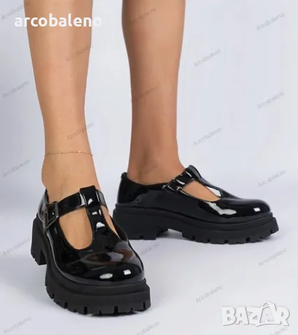 Дамски лачени обувки с платформа Kalaro, снимка 2 - Дамски ежедневни обувки - 49255405