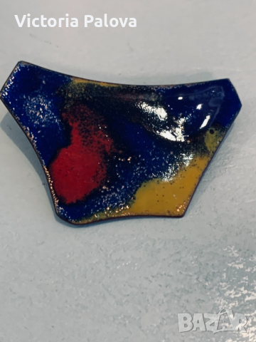 Винтажна брошка Германия