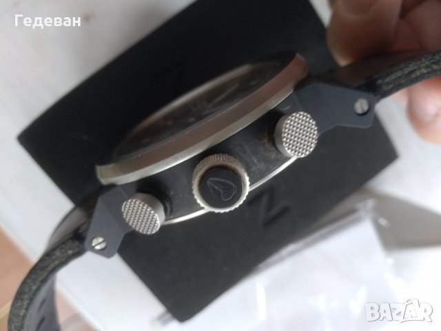 Масивен Nixon Dodge, снимка 6 - Мъжки - 27971746