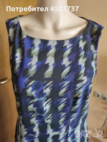 Рокля в делови стил Hugo Boss, размер M/L, снимка 2 - Рокли - 51613729