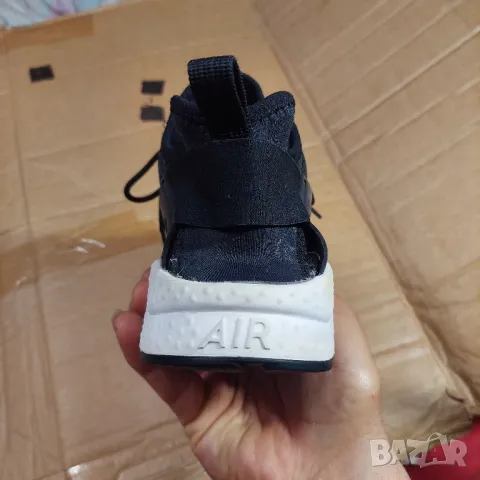 оригинални  маратонки Nike Air Huarache Run Ultra Black номер 39,5-40, снимка 9 - Маратонки - 41396920