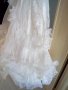 Булчинска рокля размер С ,с обръч, снимка 6