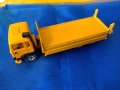 Метална количка Siku - 2517 Volvo F7 Turbo в мащаб 1:55, снимка 4