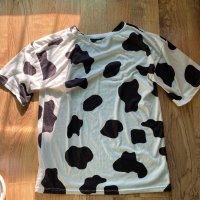 Дамска тениска с принт на крава, снимка 1 - Тениски - 44103875
