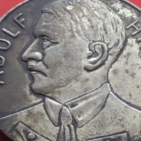 Рядък медал Адолф Хитлер 1933г. Германия с СХВАСТИКА за КОЛЕКЦИЯ 41693, снимка 2 - Нумизматика и бонистика - 43016077
