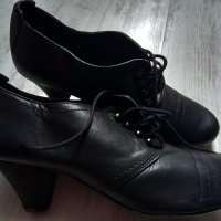 Дамски ежедневни обувки B&CO - естествена кожа, снимка 1 - Дамски ежедневни обувки - 38186769