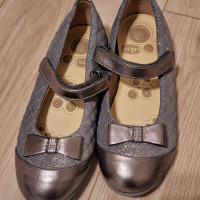 Chicco Обувки, 31. номер, снимка 1 - Детски обувки - 44845637