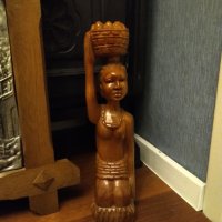 Африканска масивна дървена статуетка ръчна изработка , снимка 1 - Статуетки - 32723000