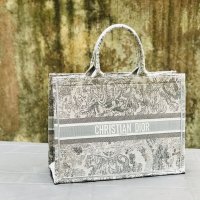 Чанта Christian Dior код 188, снимка 1 - Чанти - 33559386