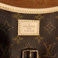 ”LOUIS VUITTON” - дамски чанти, шалове и колани, снимка 3 - Чанти - 18219219