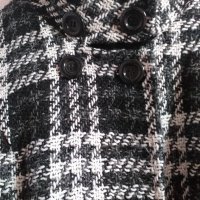 Красиво черно-бяло карирано палто , снимка 4 - Палта, манта - 27471152