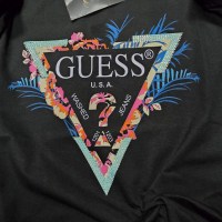 Дамска тениска Guess, снимка 1 - Тениски - 44894527