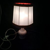 Стара настолна винтидж нощна лампа, снимка 2 - Настолни лампи - 36956268