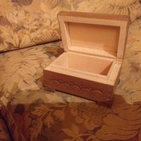 Дървена кутия резбована, снимка 3 - Други - 26788726