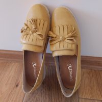 Елегантни обувки  CAPRICE, снимка 1 - Дамски ежедневни обувки - 43551220