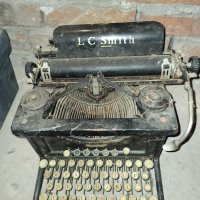 Ретро пишеща машина , снимка 2 - Антикварни и старинни предмети - 39285967