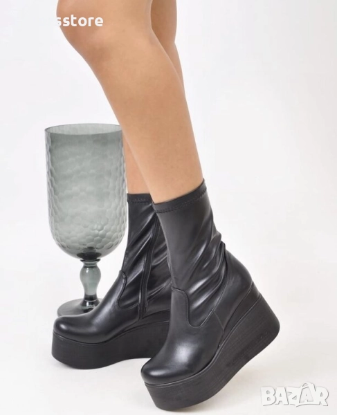 Боти на платформа - черна кожа - 124K , снимка 1
