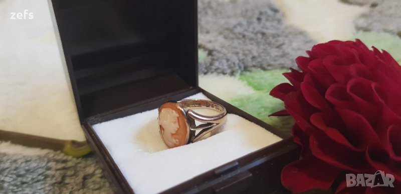 златен дамски пръстен с камея, снимка 1