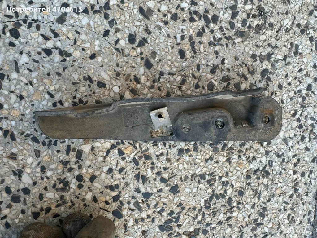 Декоративен завършек на ляв пласмасов праг на Ауди Audi A8 D4 H4 само за 10Eur. 4h0854816b, снимка 1