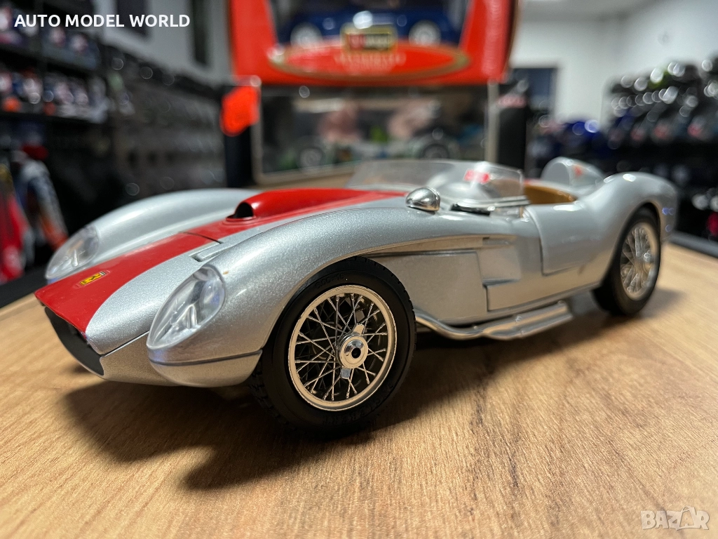 BBURAGO метална колекционерски модел FERARRI 250 TESTAROSSA 1:18, снимка 1