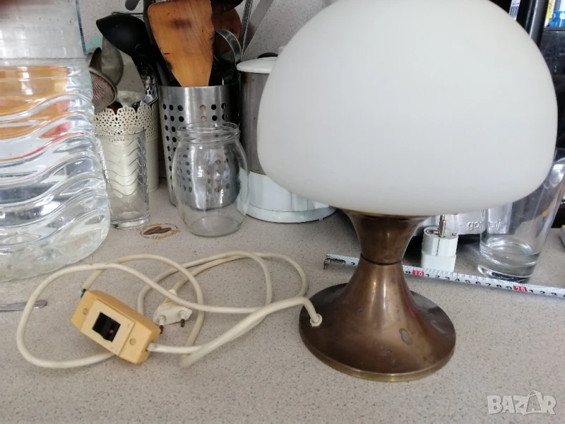 Ретро, българска нощна лампа с месингова основа, снимка 1