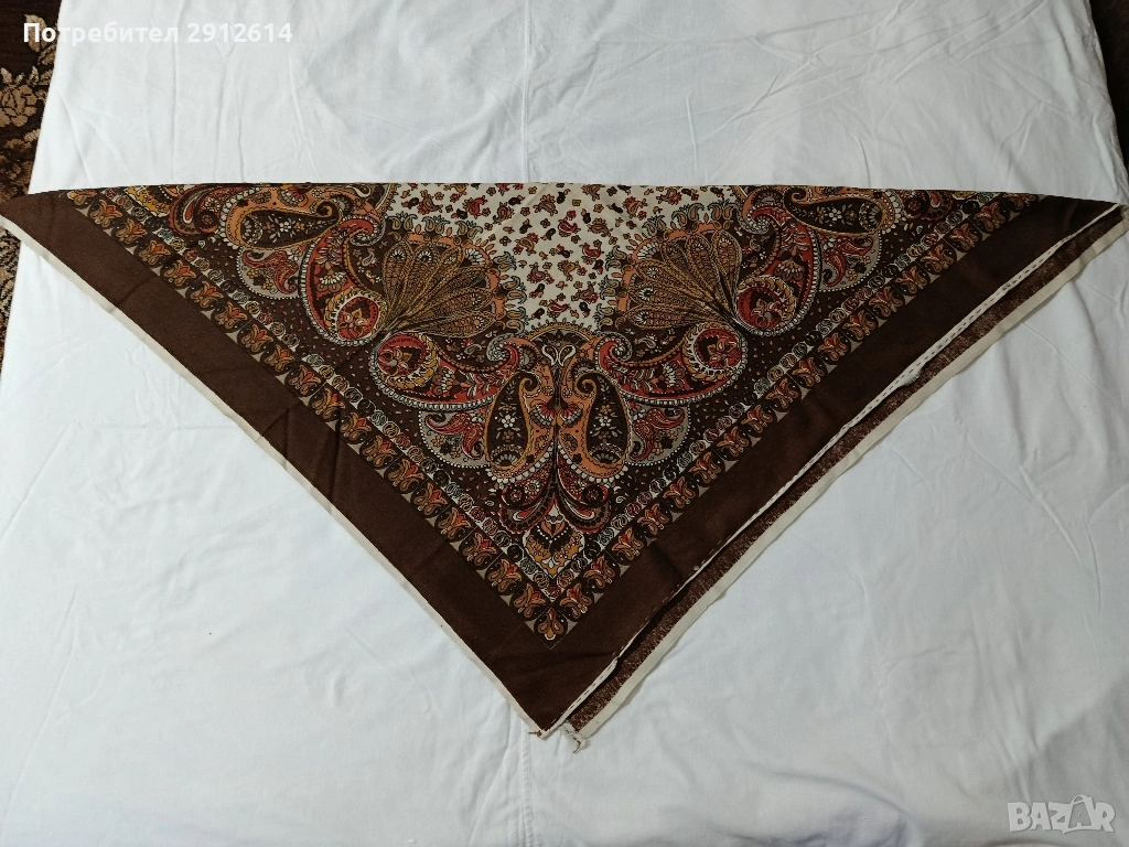 забрадка за глава 141 Размер: 90/83см, снимка 1