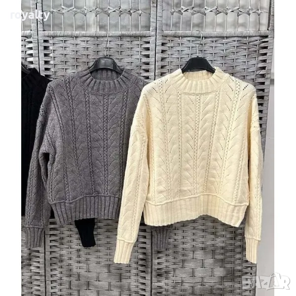 Свободен зимен пуловер с ефектна плетка , снимка 1