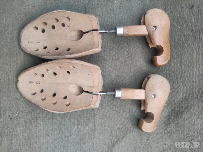 Продавам  стари обтегачи за обувки Salamander , снимка 1