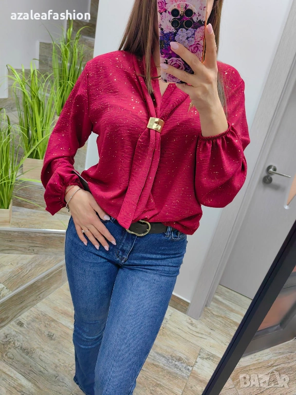 Блуза с бляскави частички в червено, снимка 1