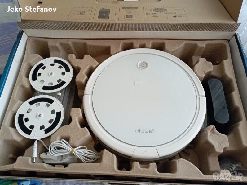 Продавам робот BISSEL ROBOT  много запазен  , снимка 1