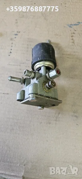 Зил Газ клапан Руски Руско соц руска военна електромагнитен , снимка 1