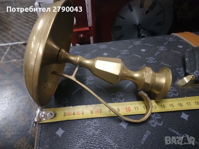 Стар бронзов свещник , снимка 2 - Антикварни и старинни предмети - 38792655