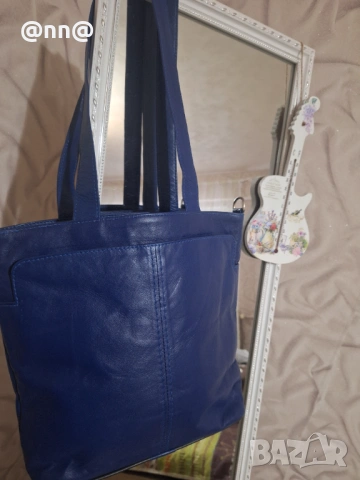 Синя чанта от естествена кожа 