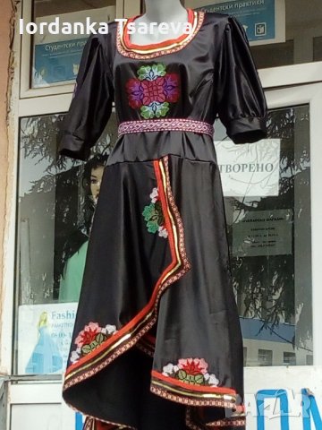 Дизайнерски носии 🇧🇬💯👗, снимка 1 - Сукмани - 28101242