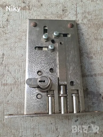 Секретна брава Locksus 