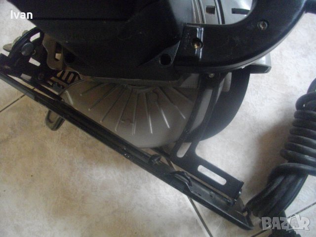 Made in USA-Skil 1854V3-Ръчен Циркуляр-1100 Вата-ф165мм-60мм Реже-Като Нов/Скил-ОТЛИЧЕН, снимка 11 - Други инструменти - 36641505