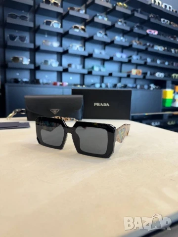 очила с калъф prada chanel , снимка 5 - Слънчеви и диоптрични очила - 50574948
