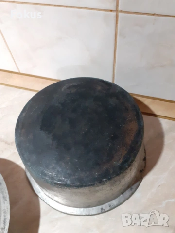 Стара възрожденска медна тенджера с капак - калайдисана, снимка 5 - Антикварни и старинни предмети - 53348070