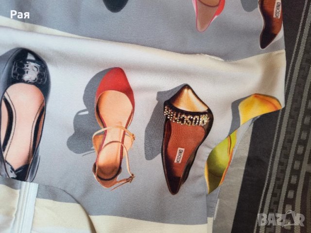 Елегантна рокля Zanardi Italy gold Moschino, снимка 6 - Рокли - 50670709