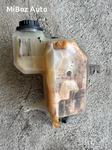 Казанче антифриз Рейндж Роувър Range Land Rover L322, снимка 2 - Части - 51006267