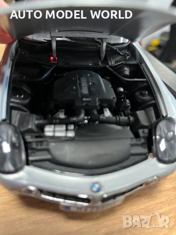 Чисто нов BBURAGO метален колекционерски модел количка BMW Z8 1:18, снимка 8 - Колекции - 51547306