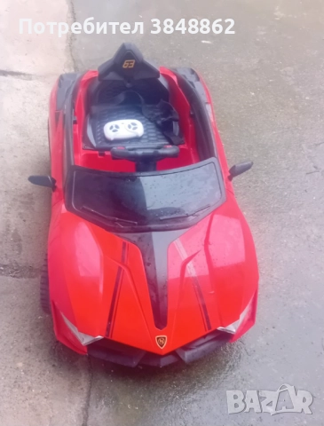 Детска кола с акумулатор. 