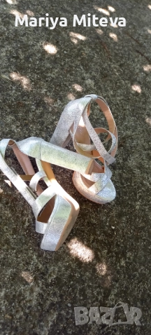 Продавам дамски  официални  обувки, снимка 5 - Дамски обувки на ток - 51540013
