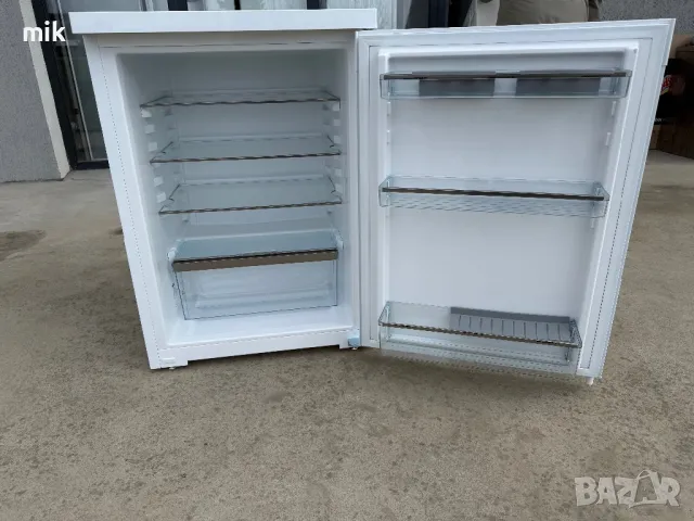 Малък хладилник Миеле , снимка 5 - Хладилници - 50323216