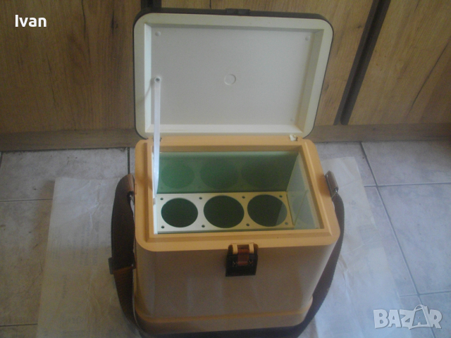 12V-Авто Хладилник Хладилна Чанта-Голям-Масивен-URSS-Отличен-Старо Качество-5м Кабел Авто-12 Волта