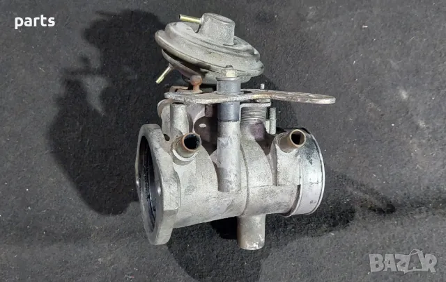 Дроселова Клапа и ЕГР Форд Транзит 2.5TD (Н) - 954F9D475BA, снимка 2 - Части - 49056237