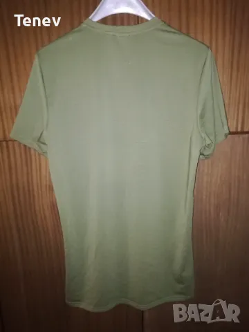 Gymshark оригинална нова тениска фланелка размер М, снимка 2 - Тениски - 48645573